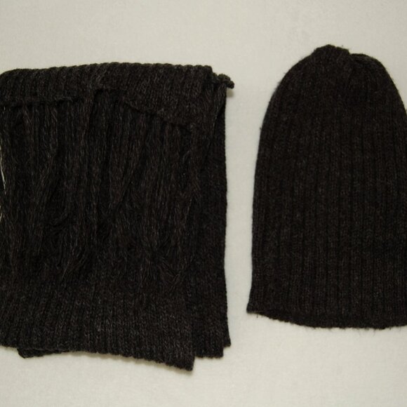 Rib Knit Scarf & Hat Set, Dark Charcoal Gray - Picture 4 of 11